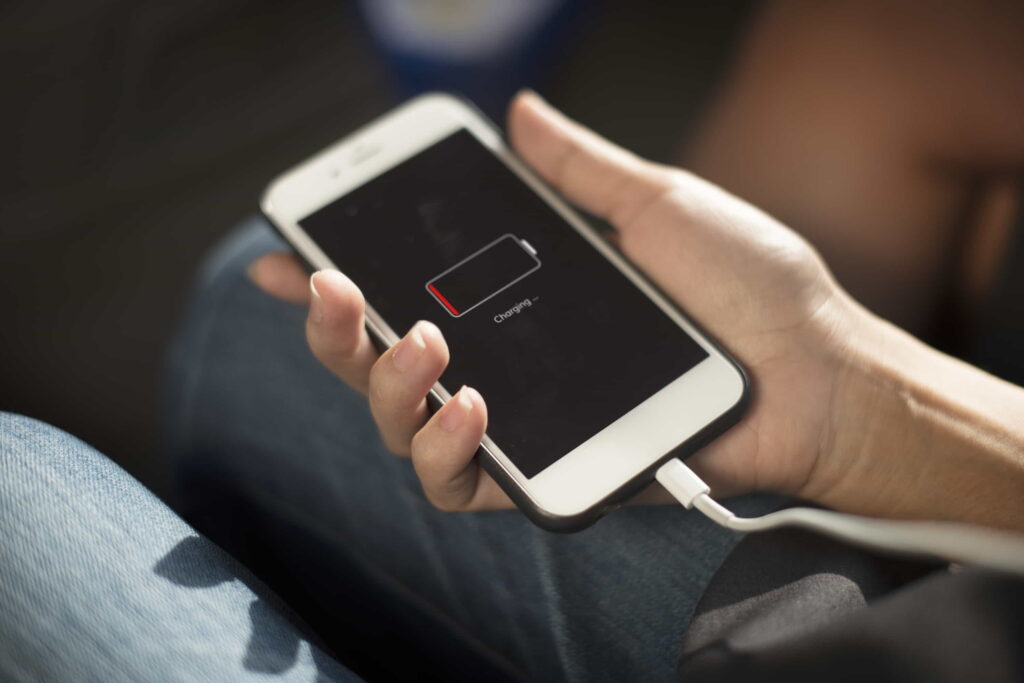 How to Extend the Lifespan of Your Cell Phone Battery